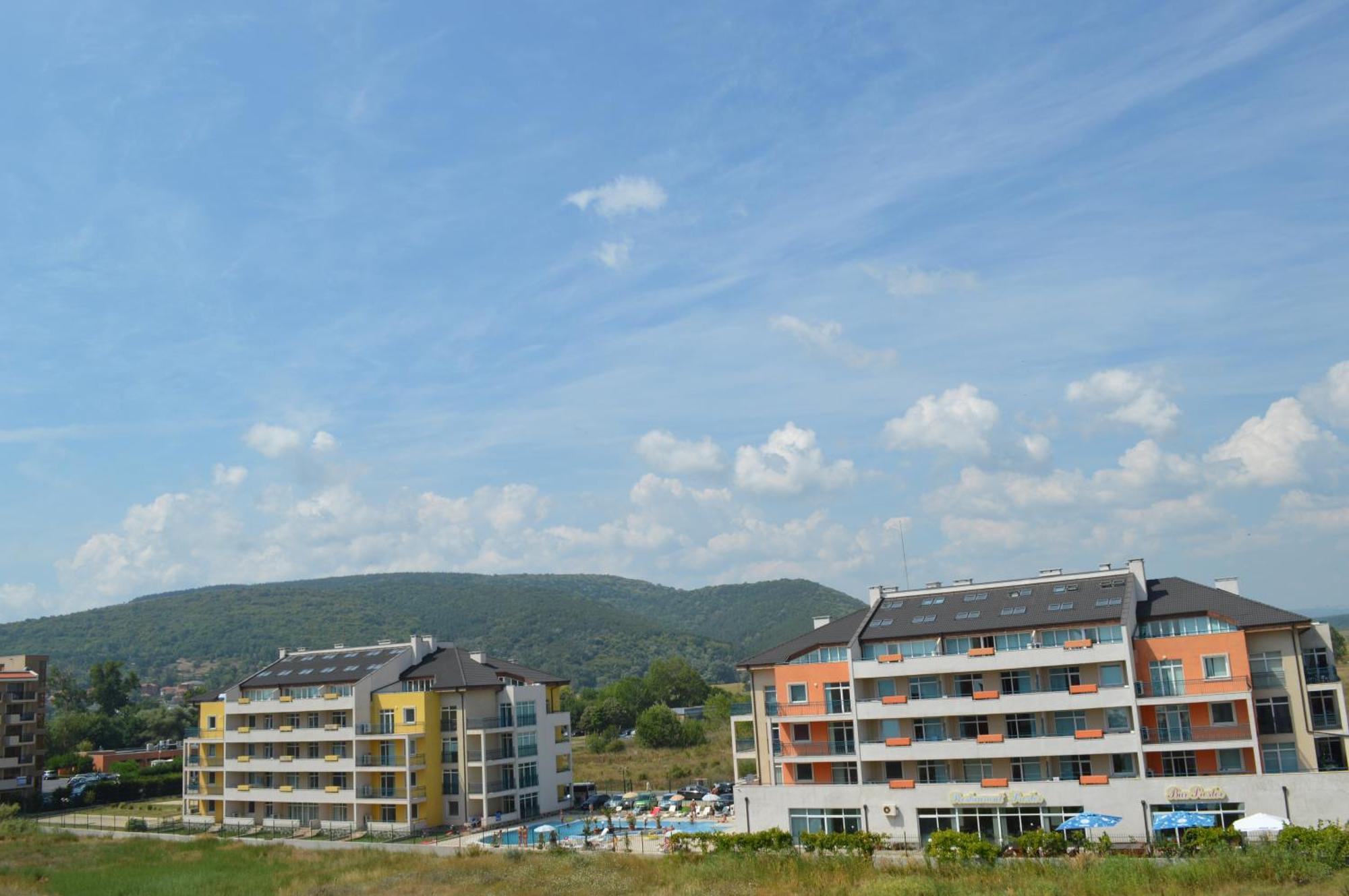 Prostor Apartments Obzor Exterior photo